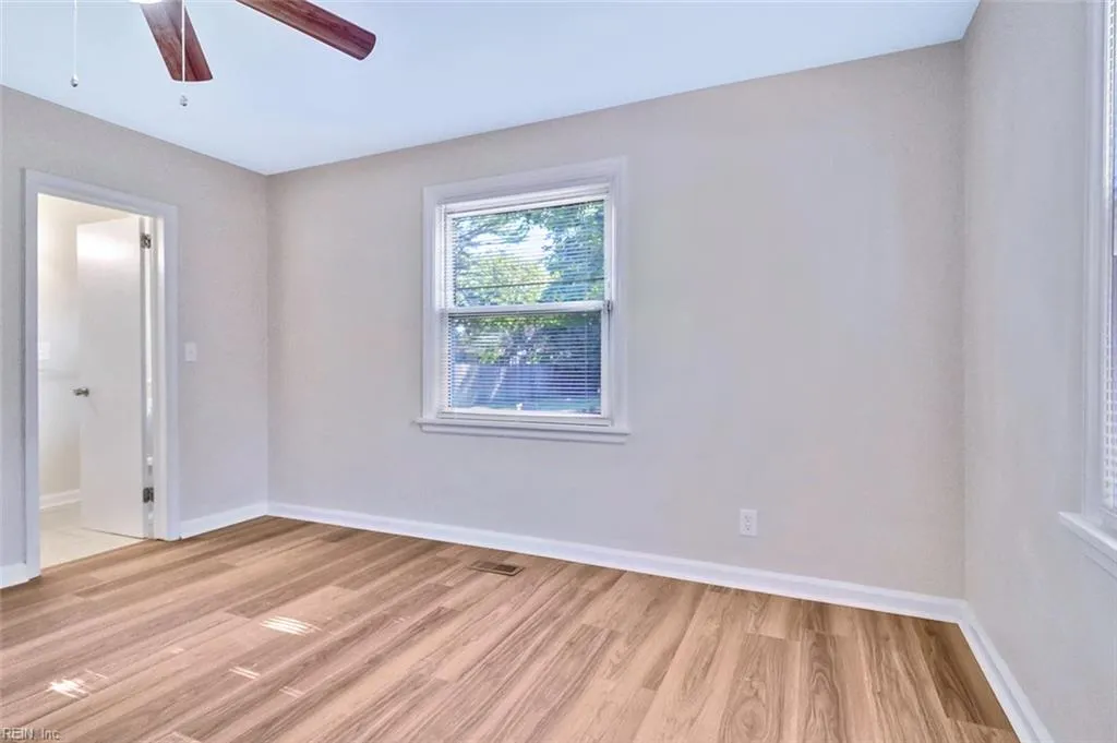 Portsmouth, Virginia 23707, United States, 3 Bedrooms Bedrooms, ,2 BathroomsBathrooms,Residential,Active,200181