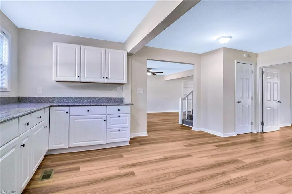 Portsmouth, Virginia 23707, United States, 3 Bedrooms Bedrooms, ,2 BathroomsBathrooms,Residential,Active,200181