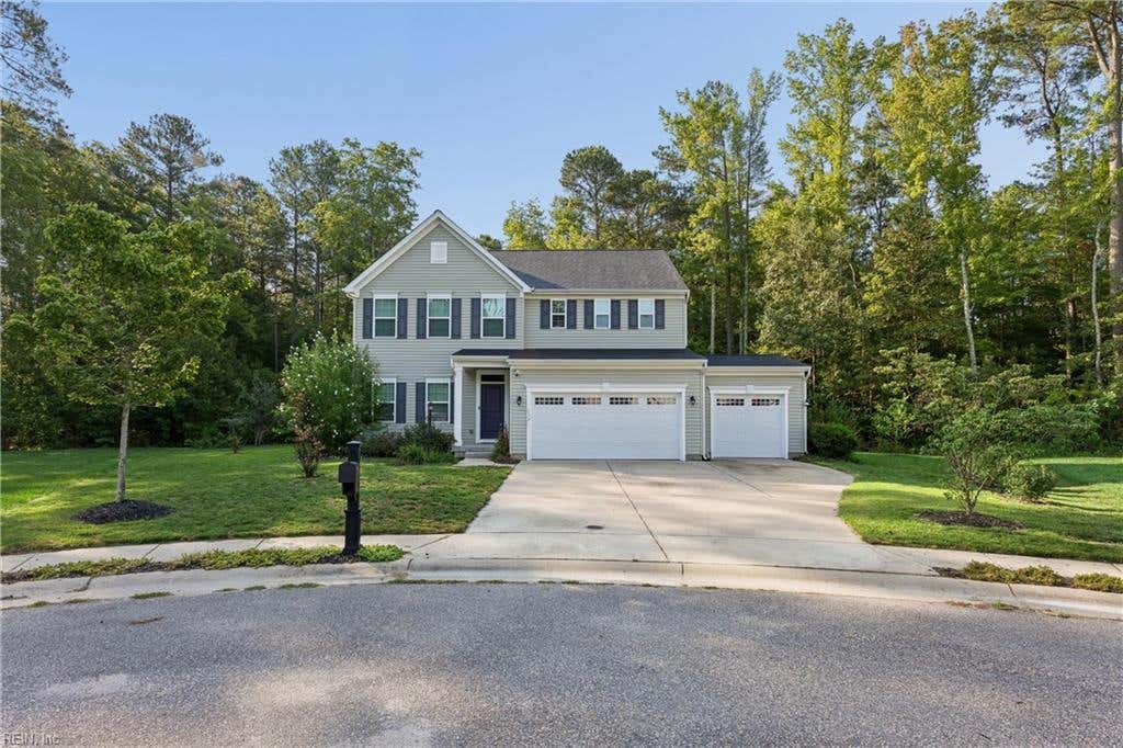 Photo of 114 Silverlake Run, Yorktown, VA 23690 (MLS # 10650828)