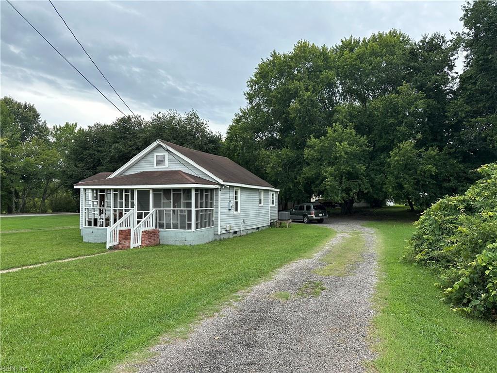 Photo of 7207 George Washington Memorial Highway, Yorktown, VA 23692 (MLS # 10650957)