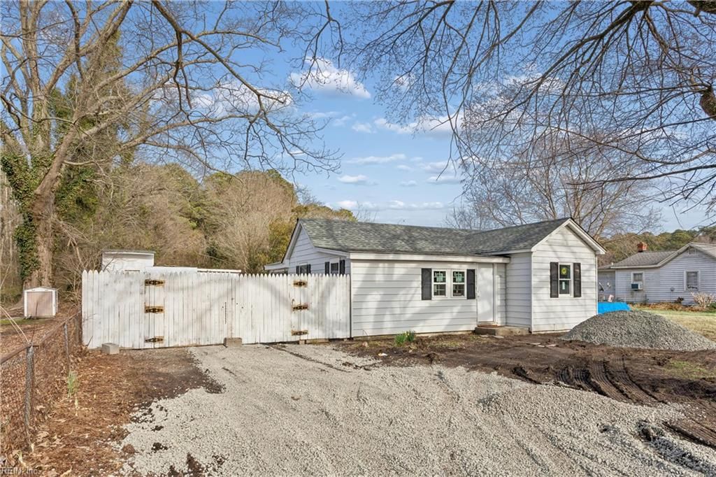 Photo of 1993 Mark Pine Road, Hayes, VA 23072 (MLS # 10623971)