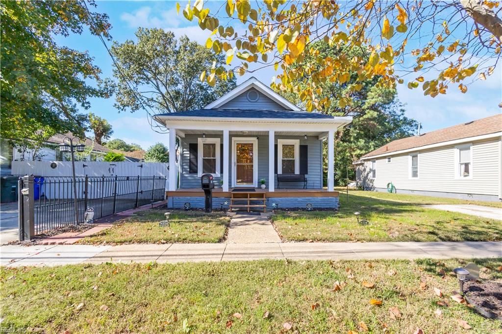 Photo of 3125 Saint Mihiel Avenue, Norfolk, VA 23509 (MLS # 10607522)