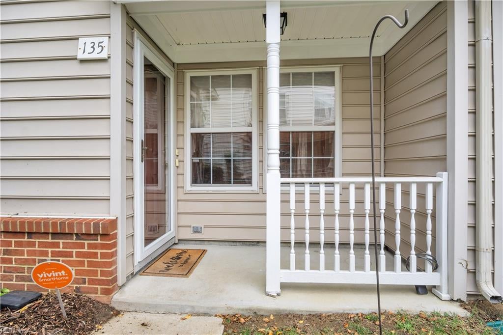 Photo of 135 White Cedar Lane, Yorktown, VA 23693 (MLS # 10657507)