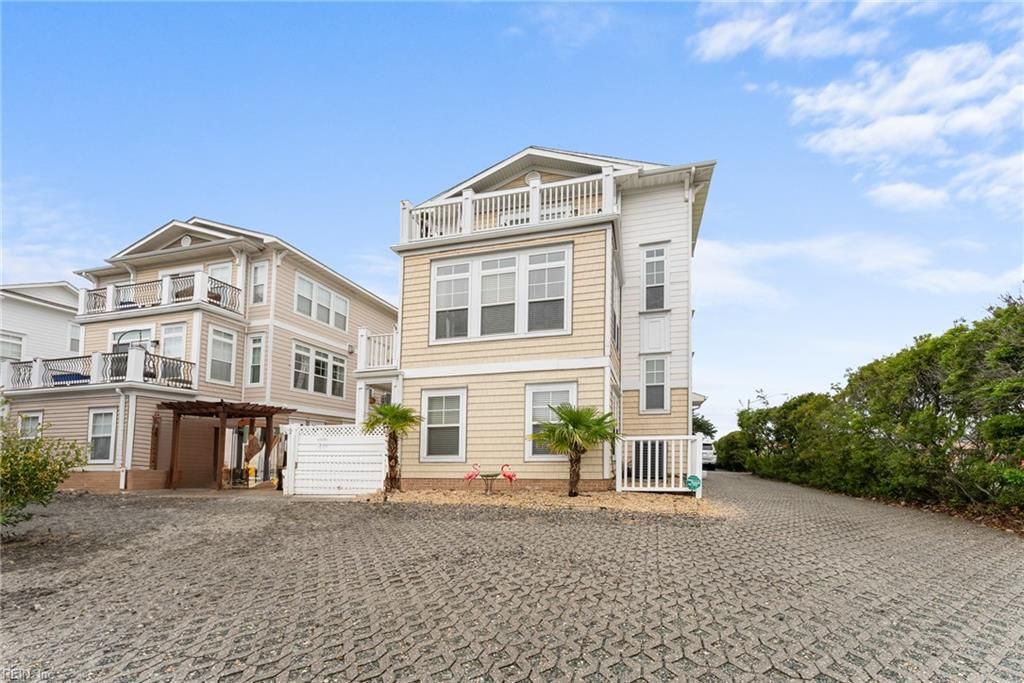 Photo of 2300 Red Tide Road, Virginia Beach, VA 23451 (MLS # 10608175)