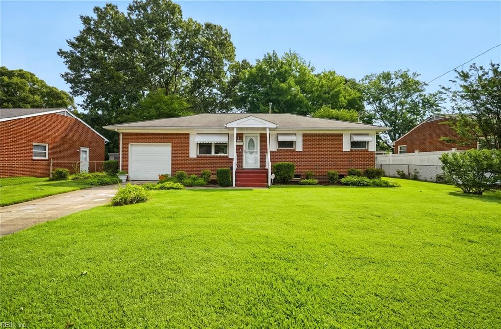 Photo of 220 Manchester Drive, Hampton, VA 23666 (MLS # 10641739)