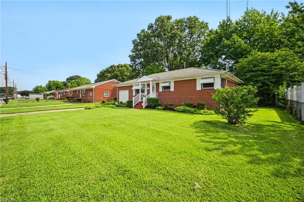 Photo of 220 Manchester Drive, Hampton, VA 23666 (MLS # 10641739)