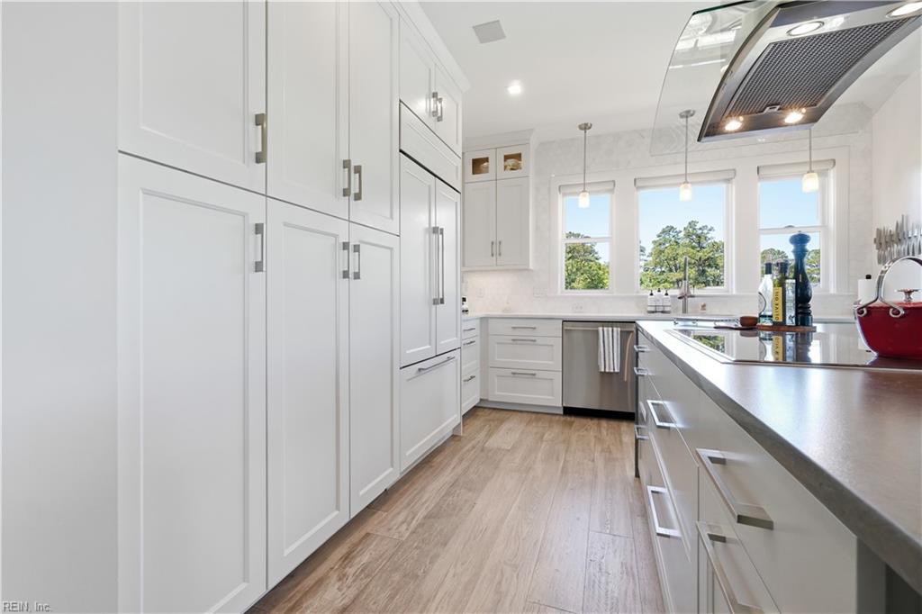 Yorktown, Virginia, 23692, United States, 3 Bedrooms Bedrooms, ,3 BathroomsBathrooms,Residential,Active,2045004