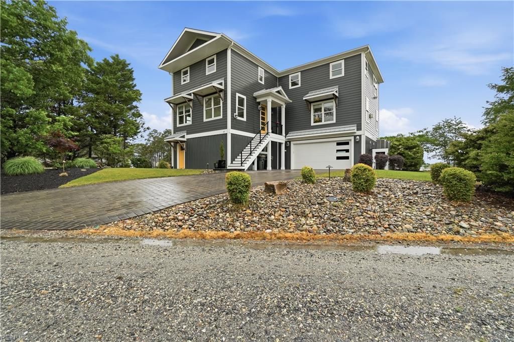 Photo of 117 Anchor Lane, Yorktown, VA 23692 (MLS # 10633589)