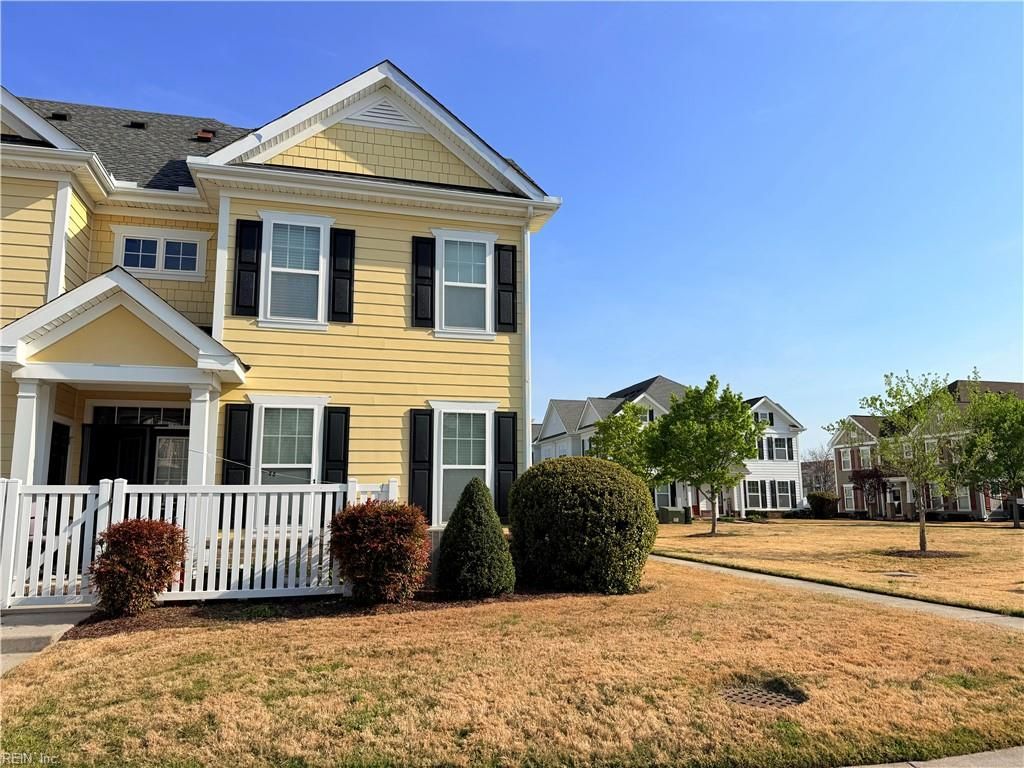 Photo of 521 Nesbit Drive #103, Chesapeake, VA 23323 (MLS # 10626925)