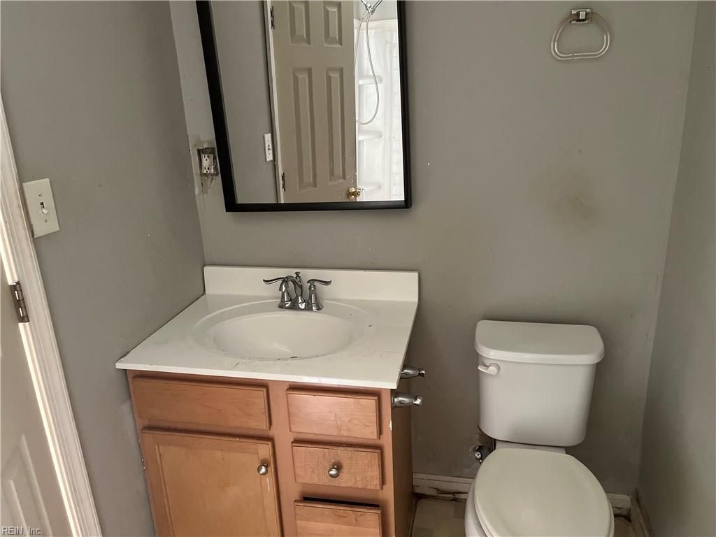 Photo of 3413 Roanoke Avenue, Newport News, VA 23607 (MLS # 10628403)