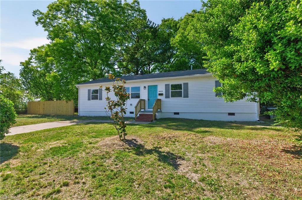 Photo of 4832 82nd Street, Hampton, VA 23605 (MLS # 10635177)