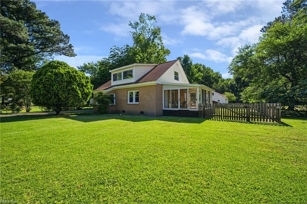 Photo of 317 George Washington Highway S, Chesapeake, VA 23323 (MLS # 10642197)