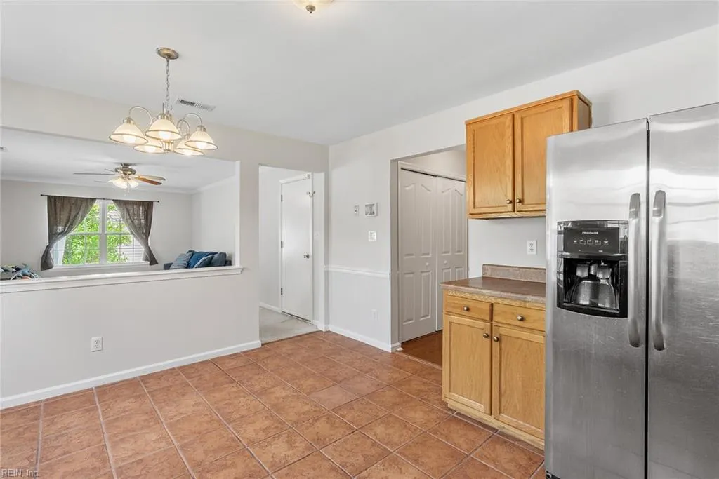 Chesapeake, Virginia 23323, United States, 4 Bedrooms Bedrooms, ,3 BathroomsBathrooms,Residential,Pending,113724