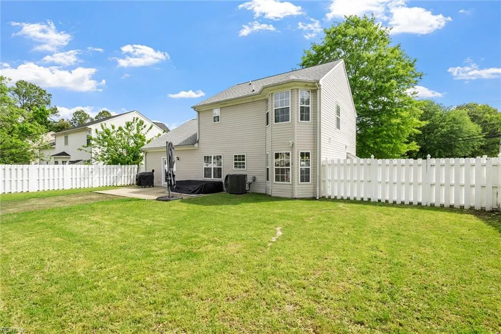 Chesapeake, Virginia 23323, United States, 4 Bedrooms Bedrooms, ,3 BathroomsBathrooms,Residential,Pending,113724