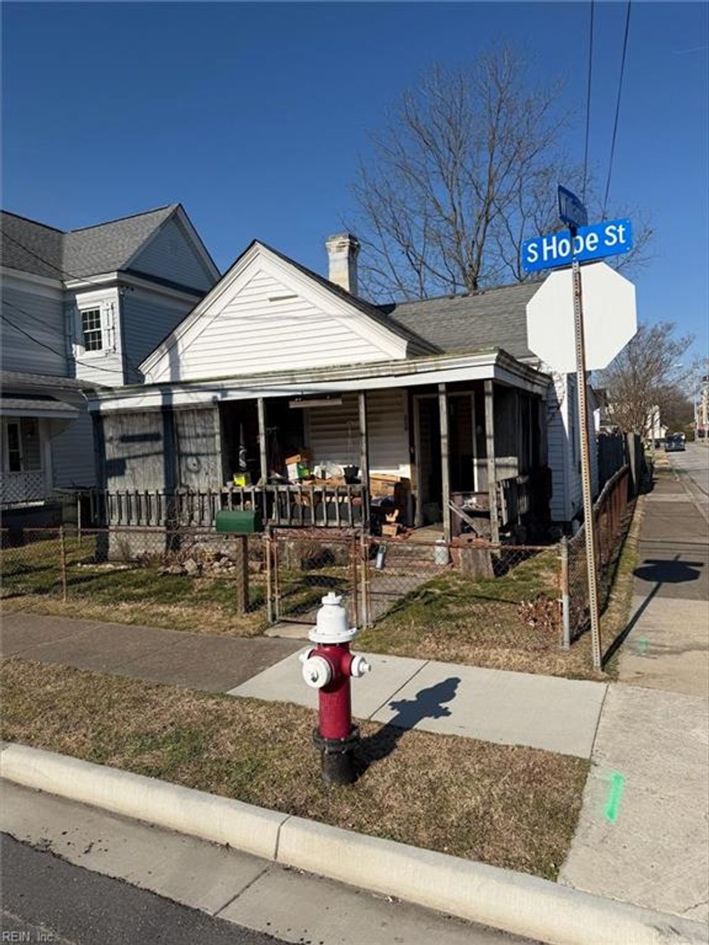 Photo of 210 S Hope Street, Hampton, VA 23664 (MLS # 10619923)