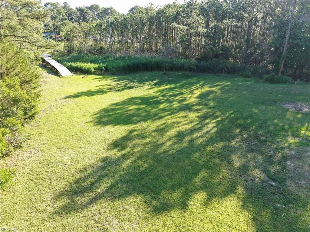 Photo of 615 Ship Point Road, Yorktown, VA 23692 (MLS # 10637194)