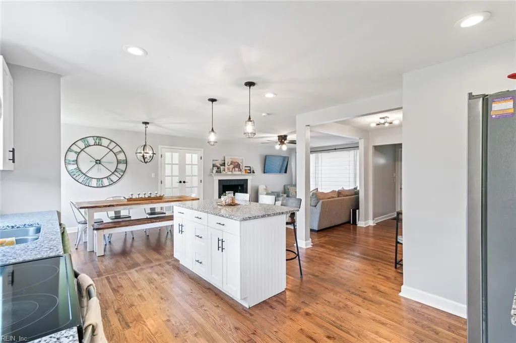 Hampton, Virginia 23664, United States, 3 Bedrooms Bedrooms, ,2 BathroomsBathrooms,Residential,Pending,183326