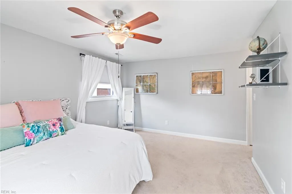 Hampton, Virginia 23664, United States, 3 Bedrooms Bedrooms, ,2 BathroomsBathrooms,Residential,Pending,183326