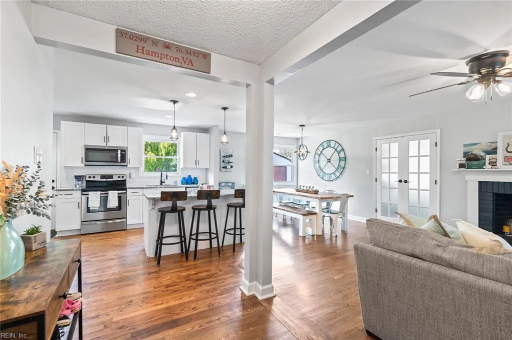 Hampton, Virginia 23664, United States, 3 Bedrooms Bedrooms, ,2 BathroomsBathrooms,Residential,Pending,183326