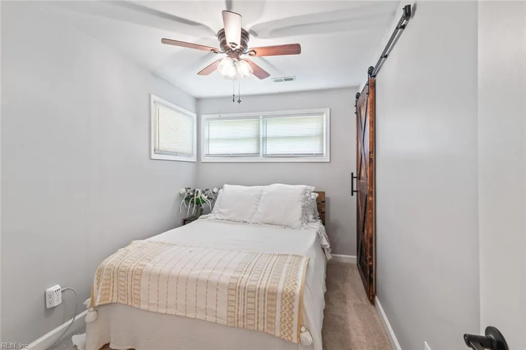 Hampton, Virginia 23664, United States, 3 Bedrooms Bedrooms, ,2 BathroomsBathrooms,Residential,Pending,183326