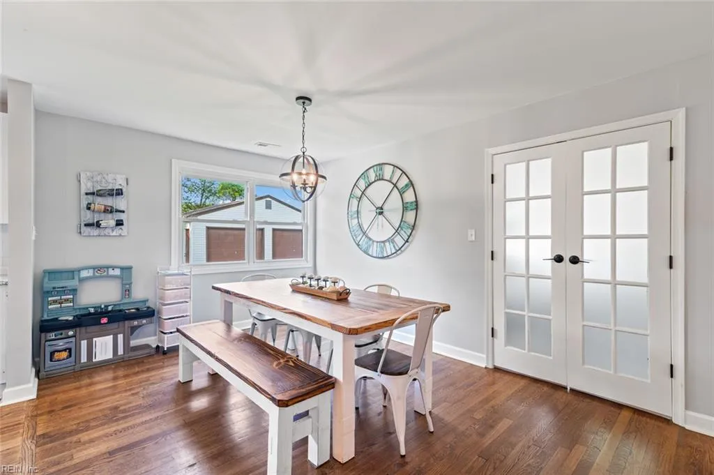 Hampton, Virginia 23664, United States, 3 Bedrooms Bedrooms, ,2 BathroomsBathrooms,Residential,Pending,183326