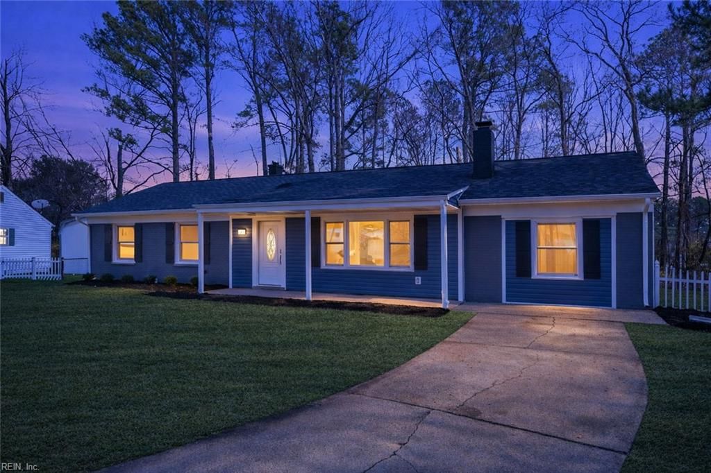 Photo of 301 Bethune Drive, Virginia Beach, VA 23452 (MLS # 10623831)