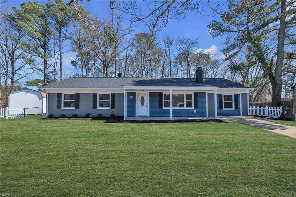 Photo of 301 Bethune Drive, Virginia Beach, VA 23452 (MLS # 10623831)