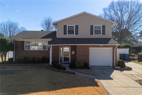 Photo of 3633 Britt Terrace, Virginia Beach, VA 23452 (MLS # 10616931)