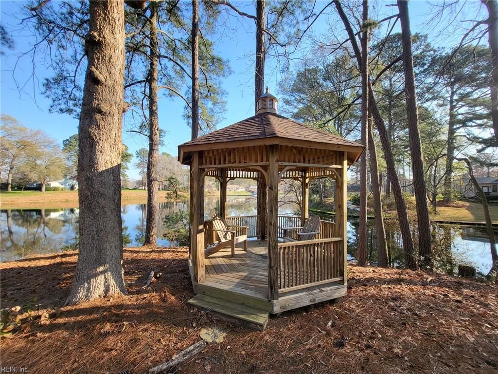 Photo of 536 Kerry Lake Drive, Newport News, VA 23602 (MLS # 10626194)