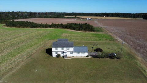 Photo of 18358 Tomlin Hill Drive, Zuni, VA 23898 (MLS # 10659172)