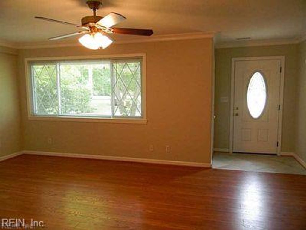 Photo of 2233 Paris Street Street, Virginia Beach, VA 23454 (MLS # 10618599)