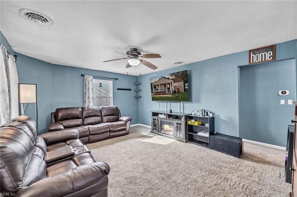 Photo of 1058 Ivaloo Street, Norfolk, VA 23513 (MLS # 10628858)