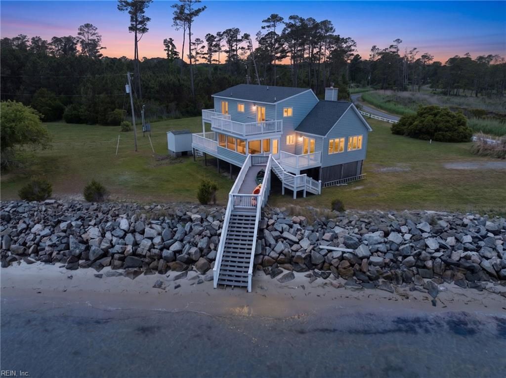Photo of 912 Sand Bank Road, Port Haywood, VA 23138 (MLS # 10633716)