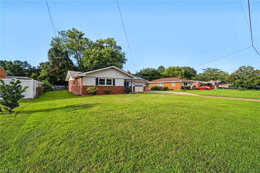 Photo of 72 Stanley Drive, Newport News, VA 23608 (MLS # 10648196)