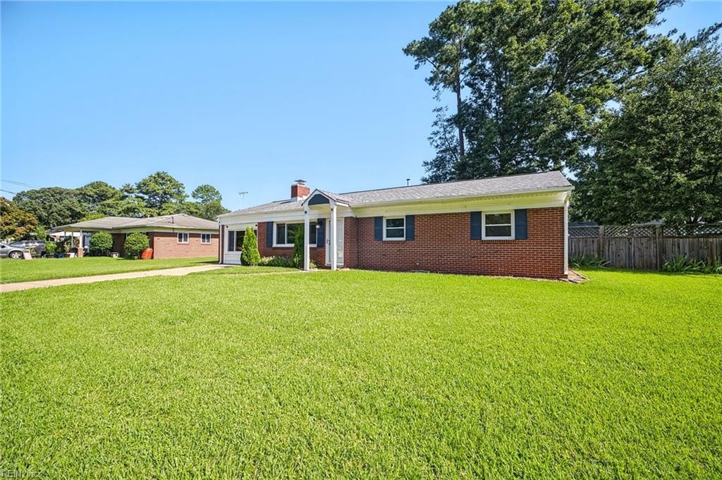 Photo of 313 Sparrow Road, Chesapeake, VA 23325 (MLS # 10651732)