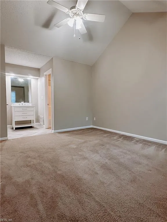 Virginia Beach, Virginia 23462, United States, 2 Bedrooms Bedrooms, ,3 BathroomsBathrooms,Residential,Active,251571