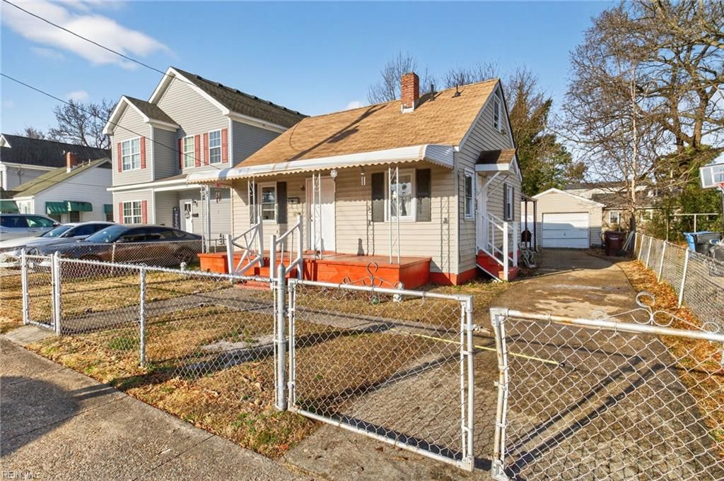 Photo of 606 Quail Avenue, Chesapeake, VA 23324 (MLS # 10615313)