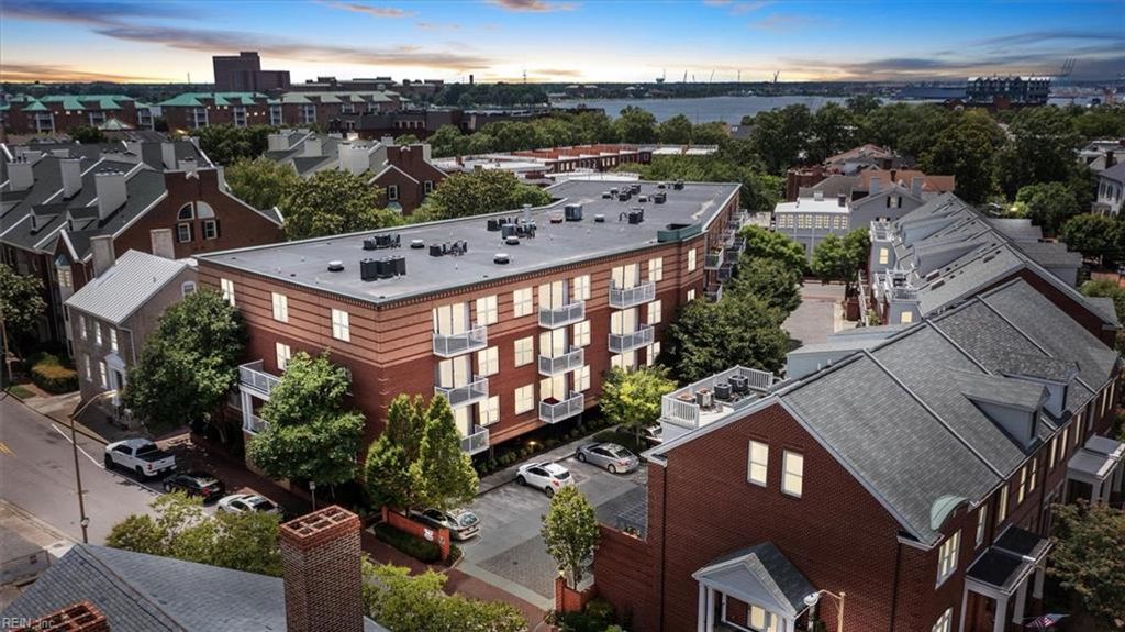 Photo of 249 W Freemason Street #404, Norfolk, VA 23510 (MLS # 10609086)