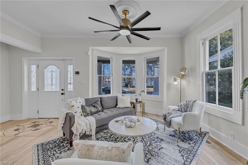 Photo of 222 Maryland Avenue, Portsmouth, VA 23704 (MLS # 10624054)