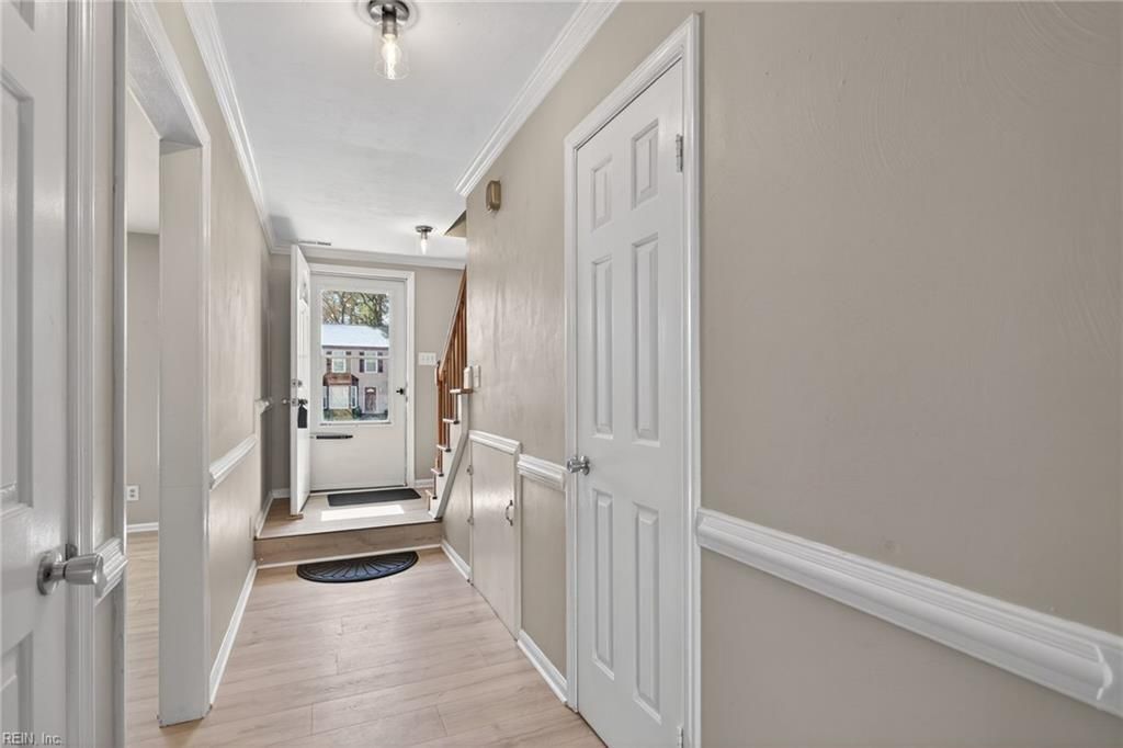 Photo of 429 Wayman Lane, Virginia Beach, VA 23454 (MLS # 10625231)