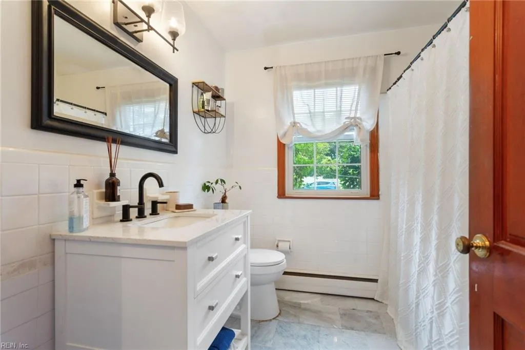 Virginia Beach, Virginia 23455, United States, 3 Bedrooms Bedrooms, ,2 BathroomsBathrooms,Residential,Active,134945