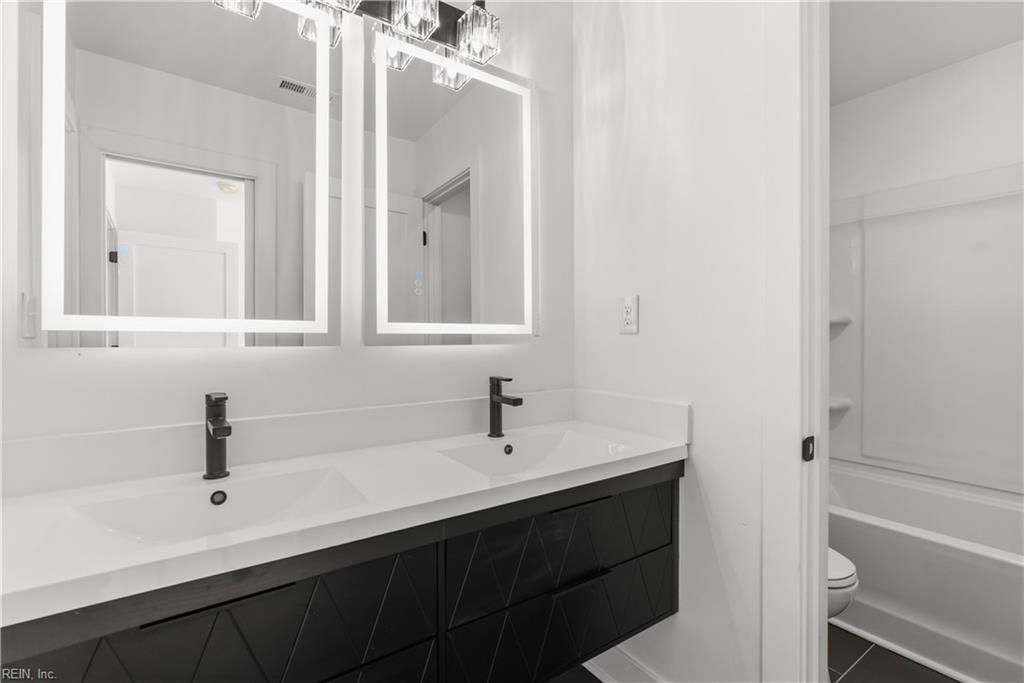 Photo of 1112 Fayette Street, Portsmouth, VA 23704 (MLS # 10621570)