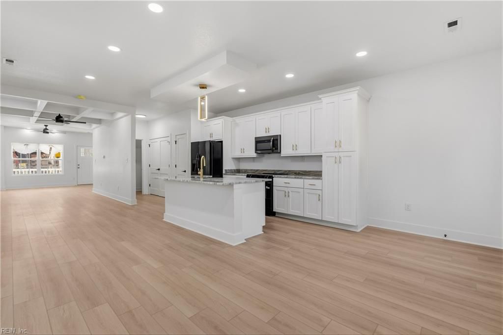 Photo of 1112 Fayette Street, Portsmouth, VA 23704 (MLS # 10621570)