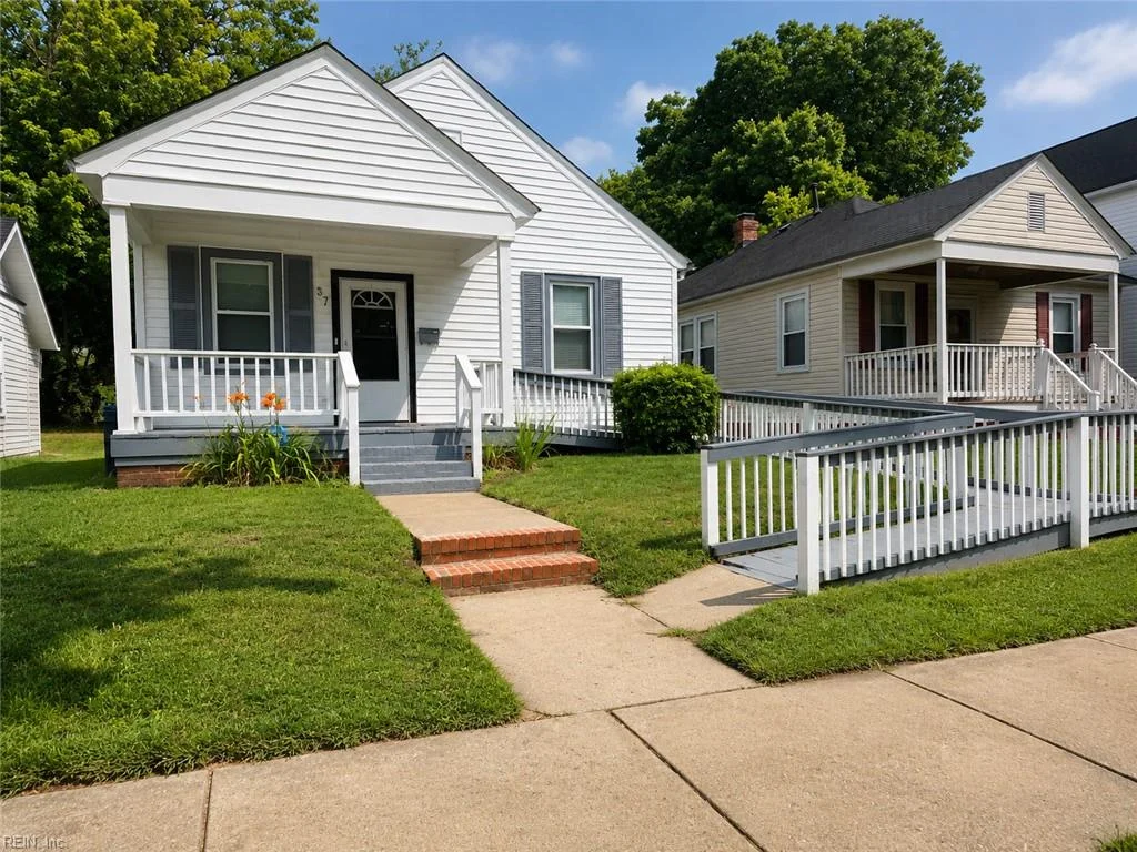 37 Sycamore Avenue