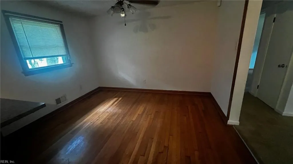 Portsmouth, Virginia 23703, United States, 3 Bedrooms Bedrooms, ,2 BathroomsBathrooms,Residential,Pending,181201