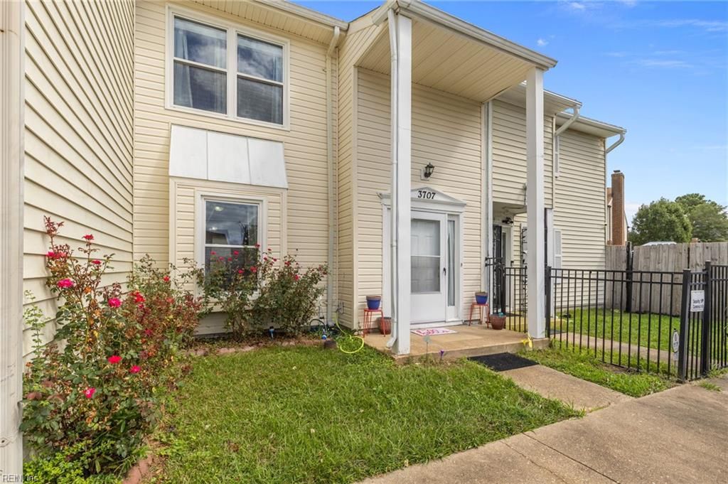 Photo of 3707 Sylvan Lane, Virginia Beach, VA 23453 (MLS # 10604408)