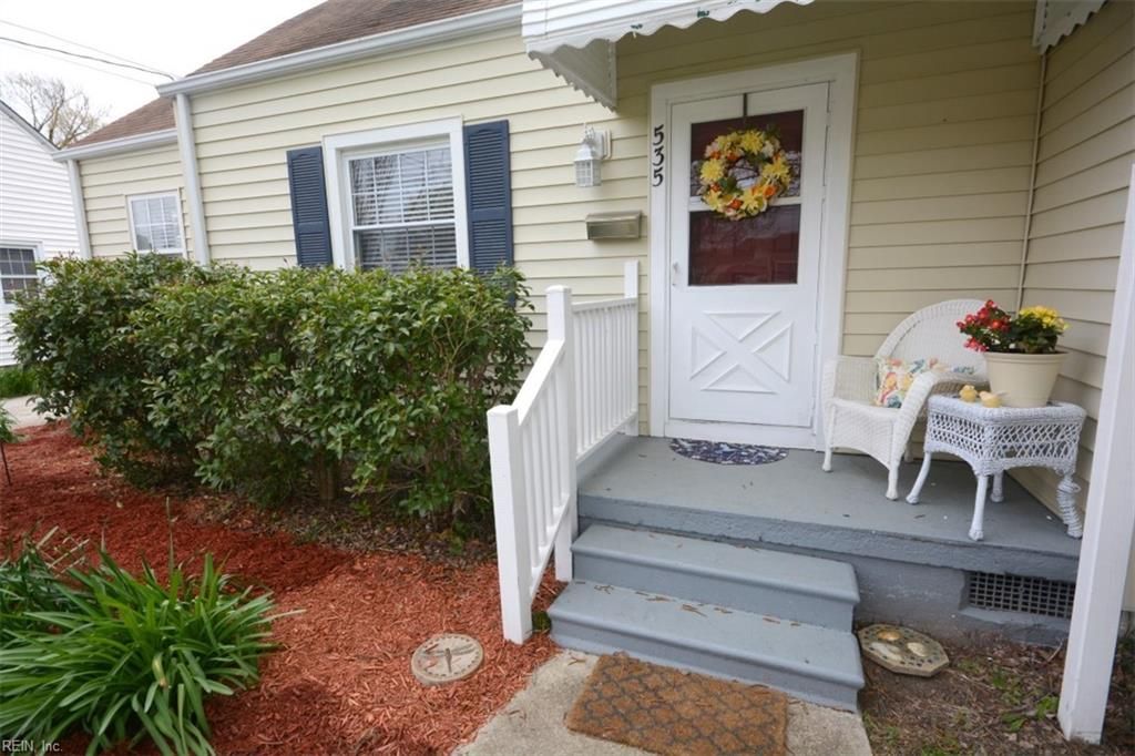 Photo of 535 Fishermans Road, Norfolk, VA 23503 (MLS # 10627345)