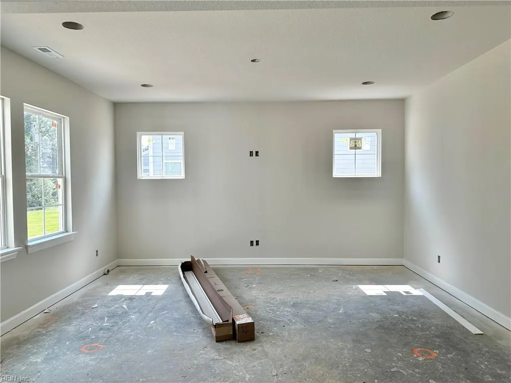 Suffolk, Virginia 23434, United States, 3 Bedrooms Bedrooms, ,3 BathroomsBathrooms,Residential,Pending,155731