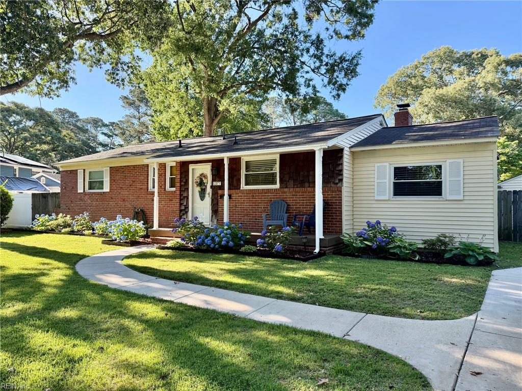 Photo of 1377 Bailey Street, Norfolk, VA 23518 (MLS # 10651162)