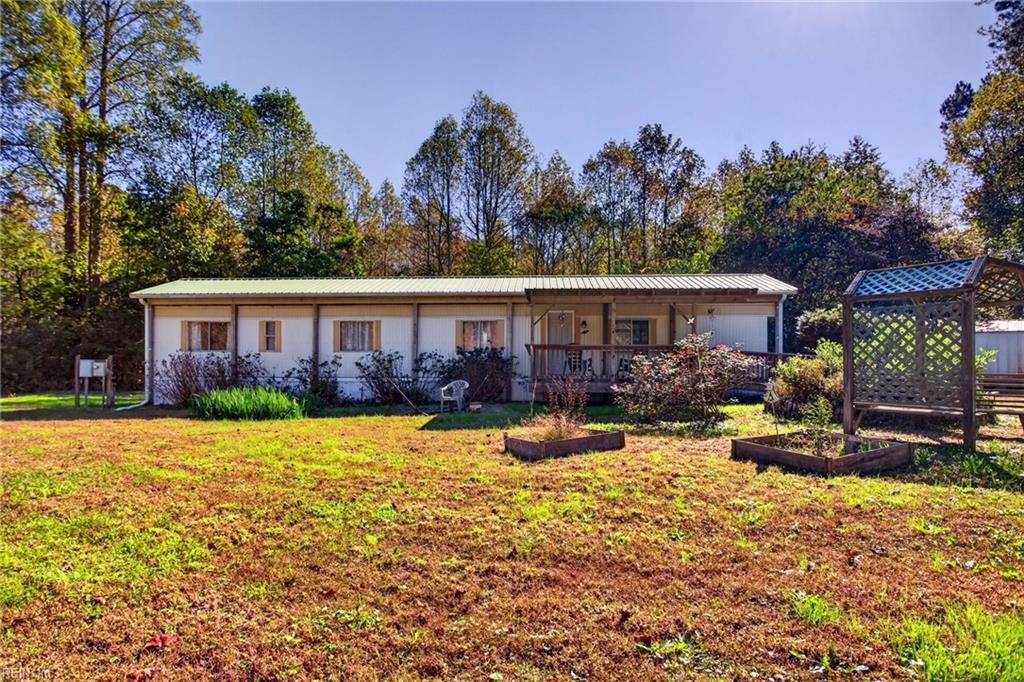 Photo of 12627 George Washington Memorial Highway, Saluda, VA 23149 (MLS # 10659450)